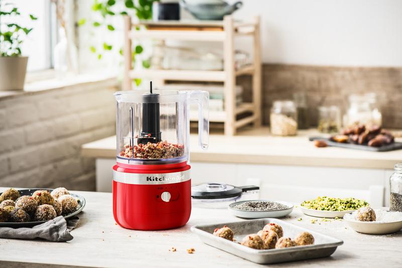 5KFCB519EER Kitchen Aid vezeték nélküli aprítógép piros színben